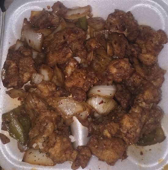 Black Pepper Chicken with Onions Qt. 黑胡椒鸡 大